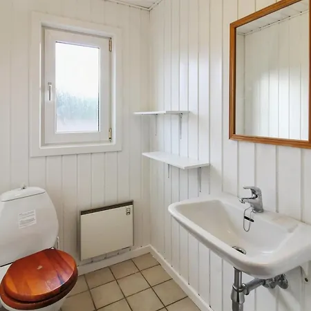 Arnold - 3-3km From The Sea By Interhome Molby