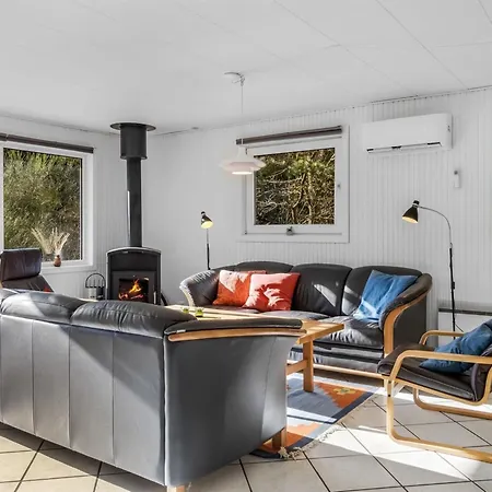 Arnold - 3-3km From The Sea By Interhome Molby